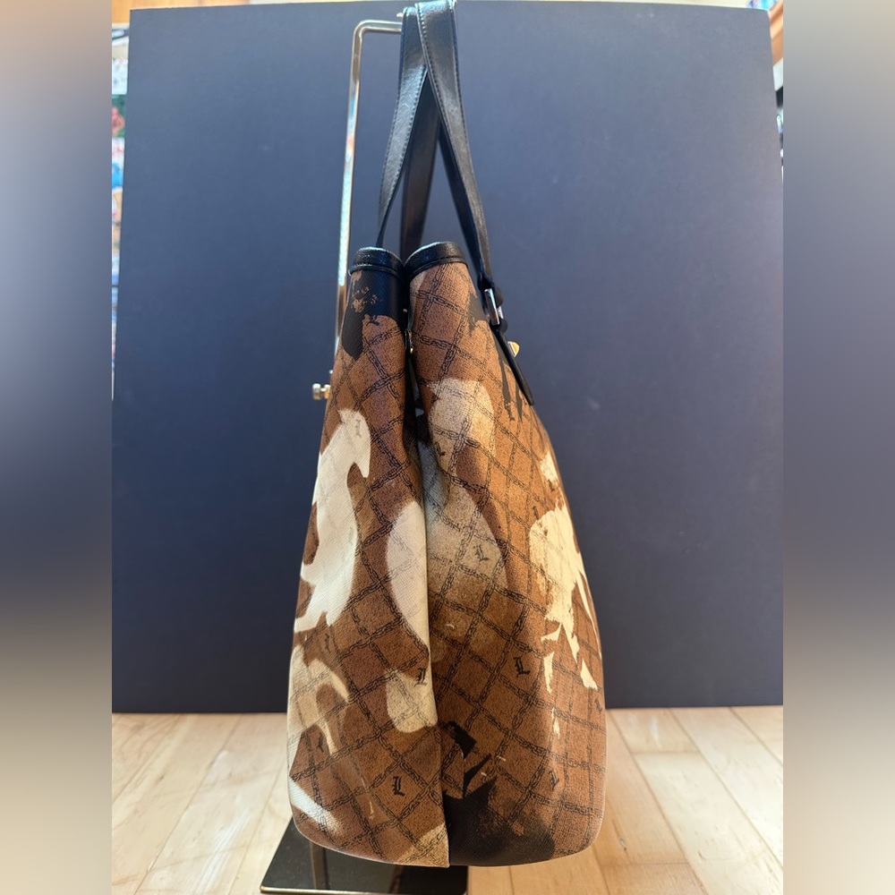 Rare L.A.M.B. By Gwen Stefani "Stencil" Graphic Tote + Stripped Cloth Bag - Picture 5 of 12